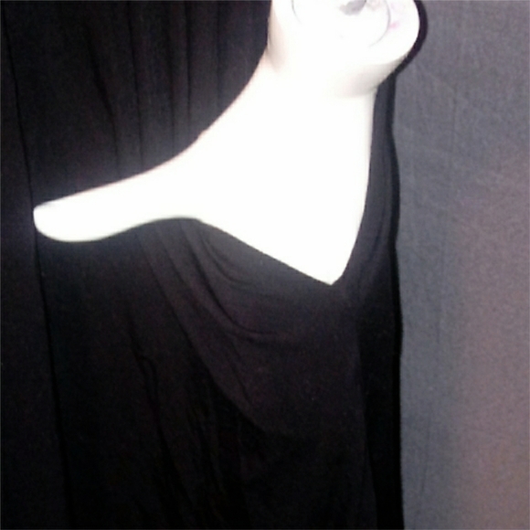 Black Knee Length Long Sleeve Tunic Dress - Picture 4 of 5